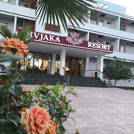 Divjaka Resort 3*