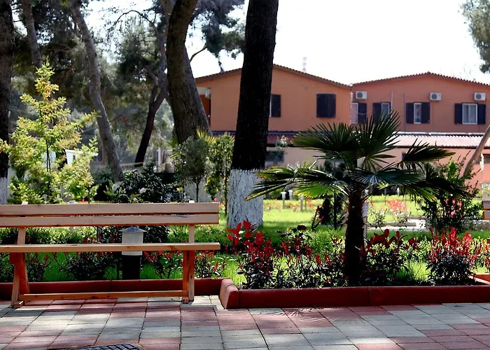 Divjaka Resort Resort 3*