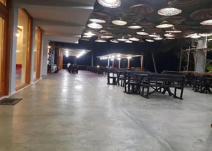 Divjaka Resort Semesteranläggning (resort)