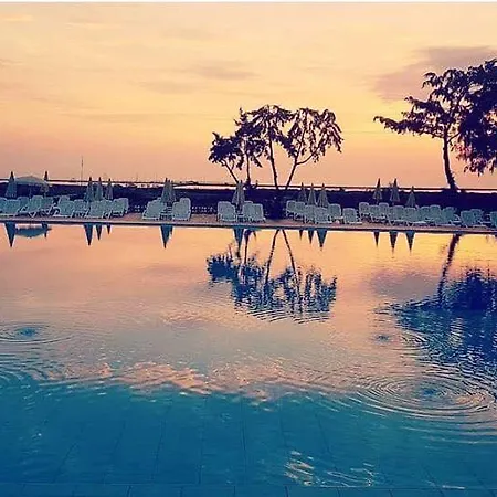 Üdülőközpont Divjaka Resort