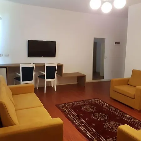 منتجع Divjaka Resort