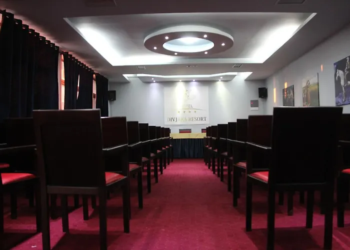 Divjaka Resort אתר נופש דיוויאקה