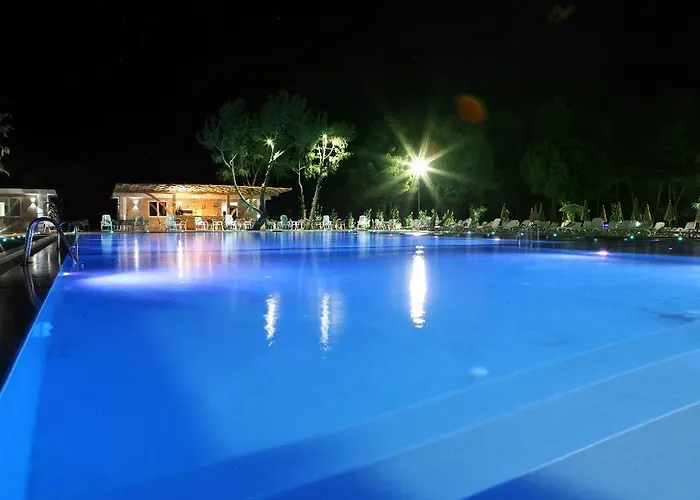 Divjaka Resort 3*
