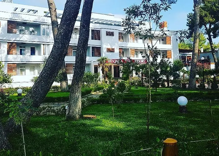 אתר נופש Divjaka Resort