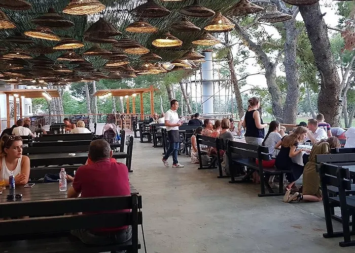 Divjaka Resort אתר נופש